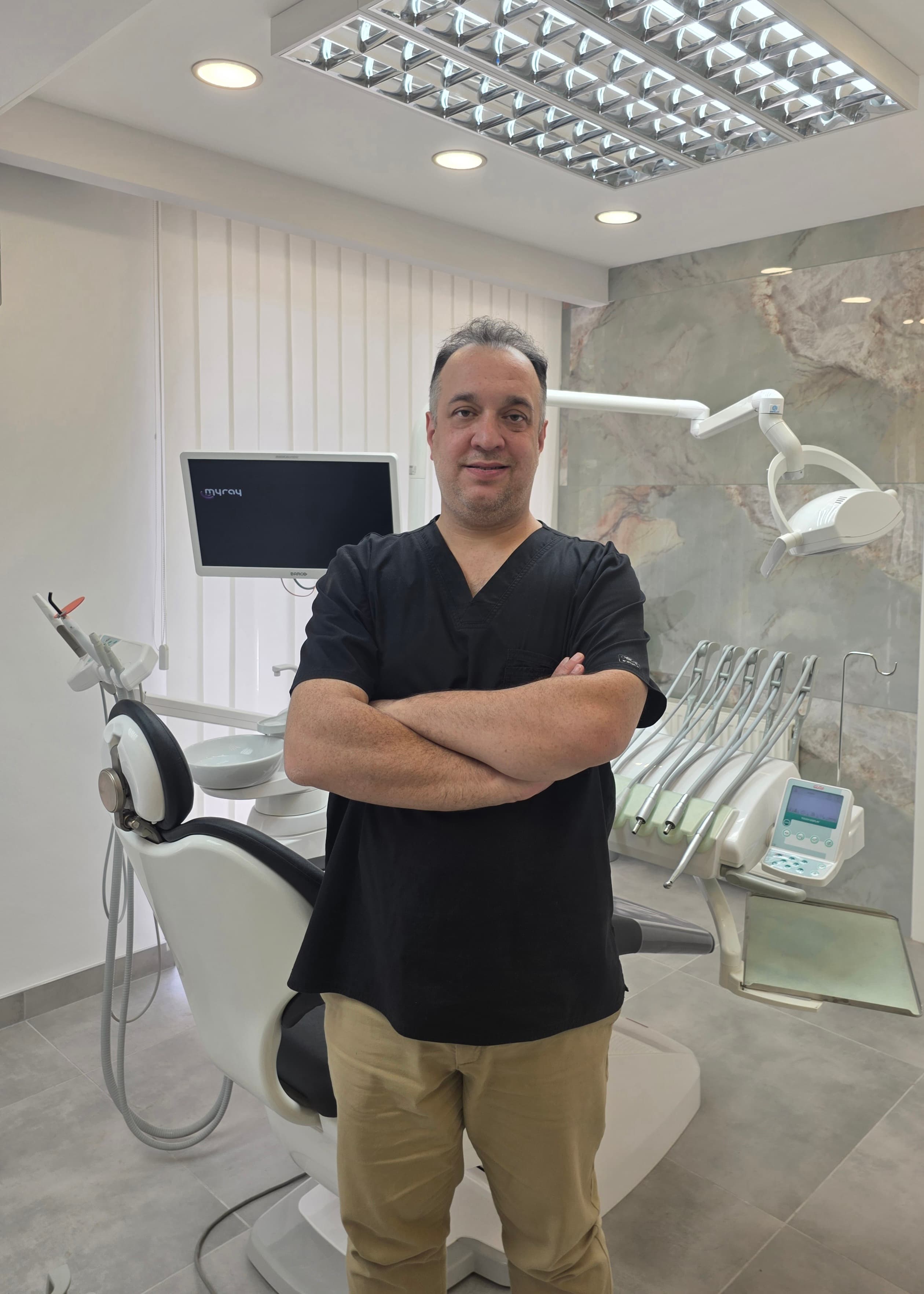 Dr. Forouzan Babak fogorvos – RadDent Szigetszentmiklós